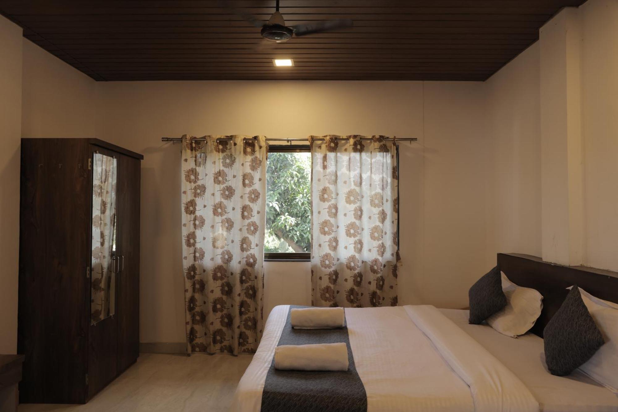 Anant Villa & Resorts 나가온 외부 사진