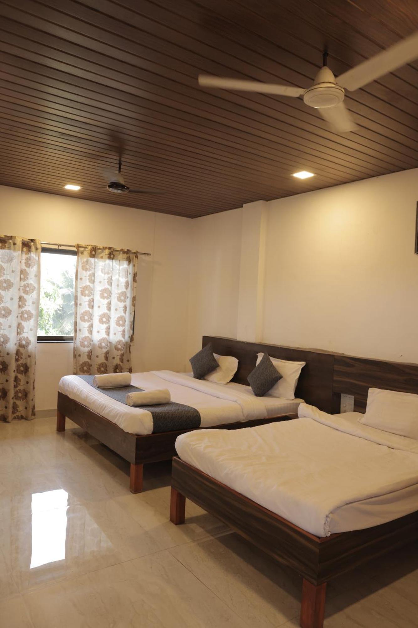 Anant Villa & Resorts 나가온 외부 사진